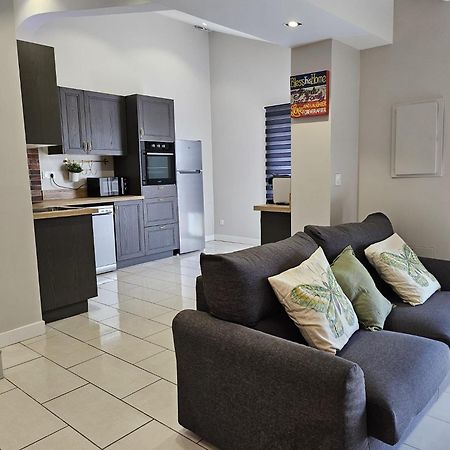 Agreable Logement Avec Terrasse Saint-Victoret Esterno foto