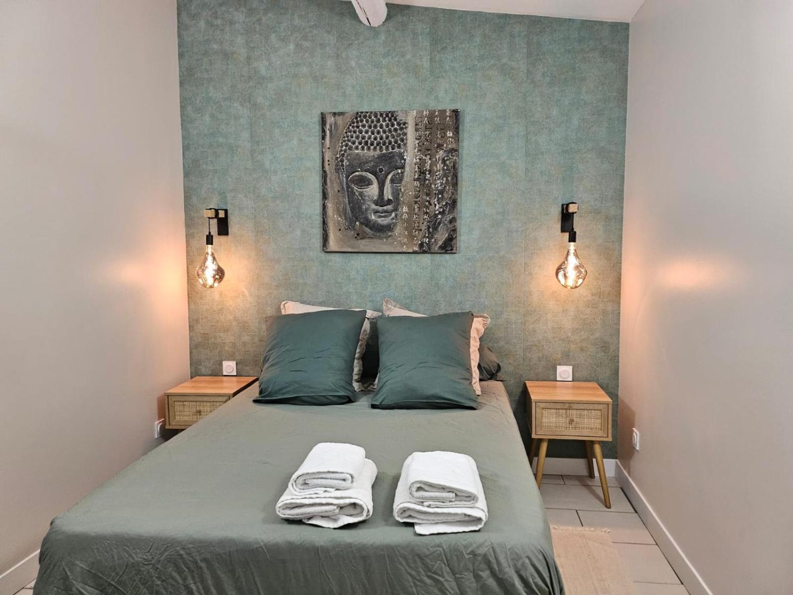 Agreable Logement Avec Terrasse Saint-Victoret Esterno foto